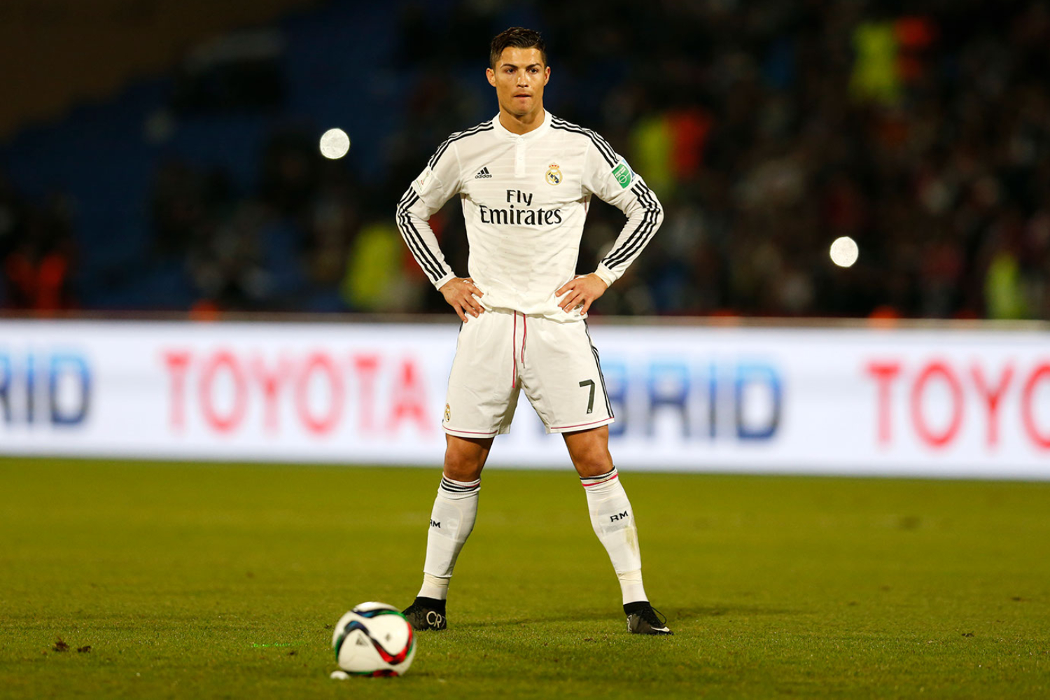 Cristiano Ronaldo S Free Kick Stance Explained The Savage Post
