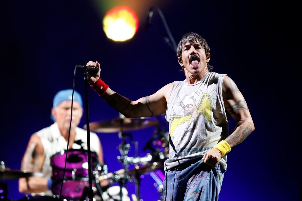 tour red hot chili peppers