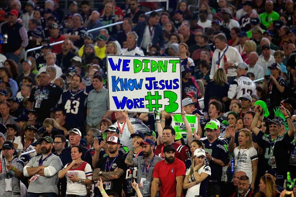 funny crowd nfl signs