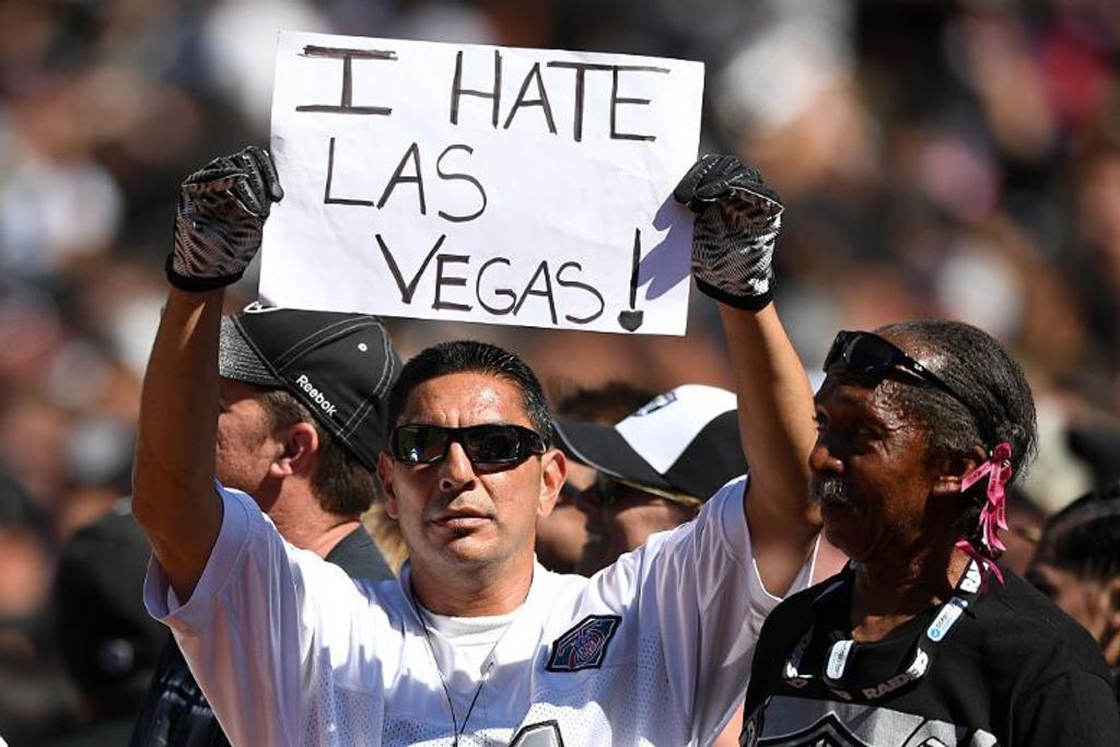nfl funny signs vegas